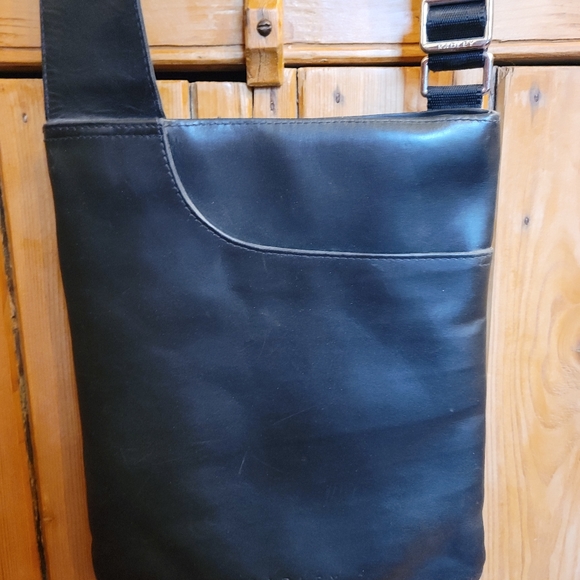 Radley of London Black Crossbody BNWOT - Picture 3 of 5